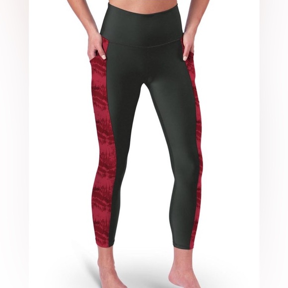 Tampa Bay Buccaneers Assembly 7/8 High Waist 2-Pocket Leggings Medium - Picture 10 of 12